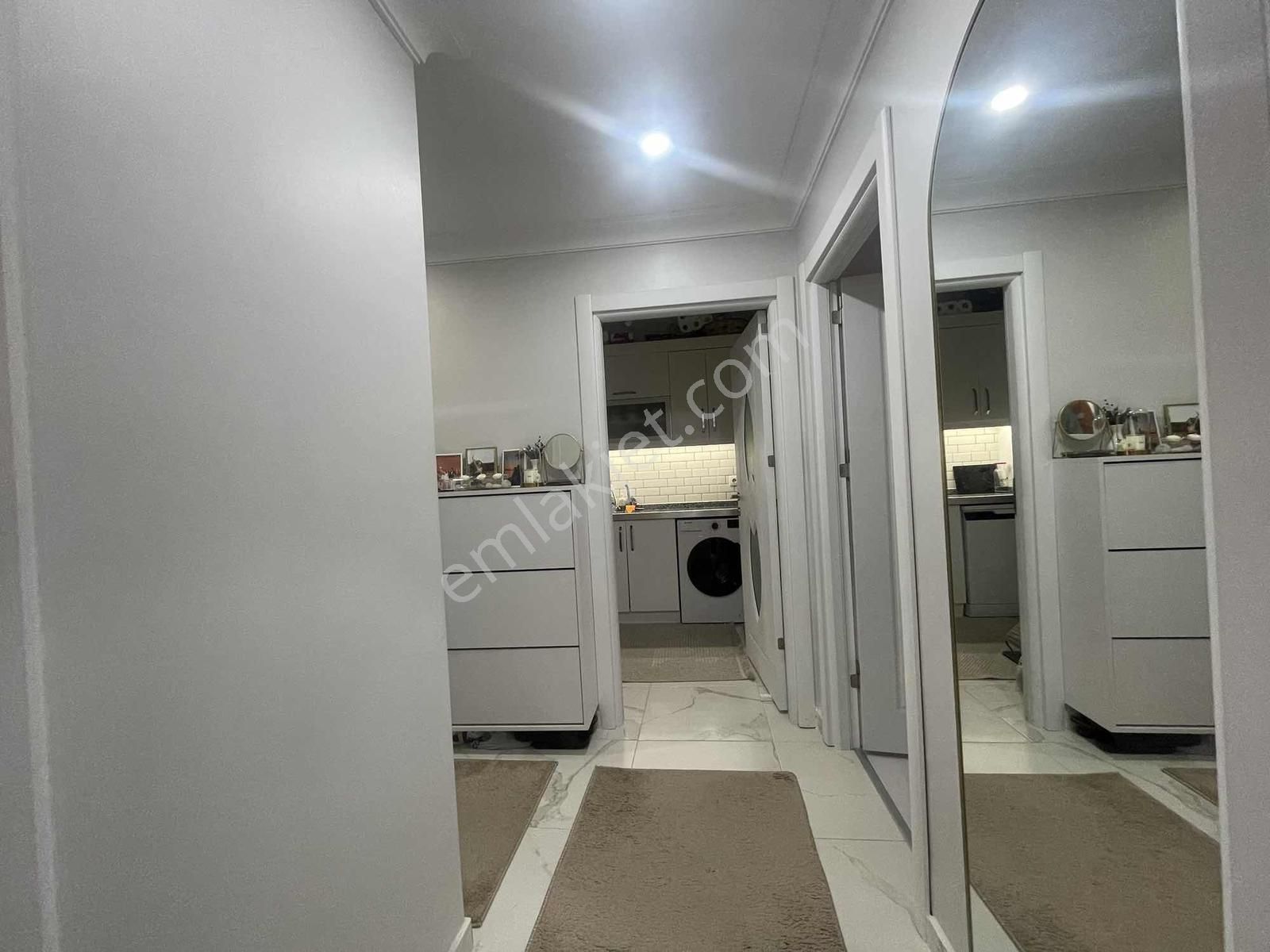 Temiz Bakımlı Cumhriyete Yakın 1+1 Güney Cepheli Satılık Daire - Görsel 16