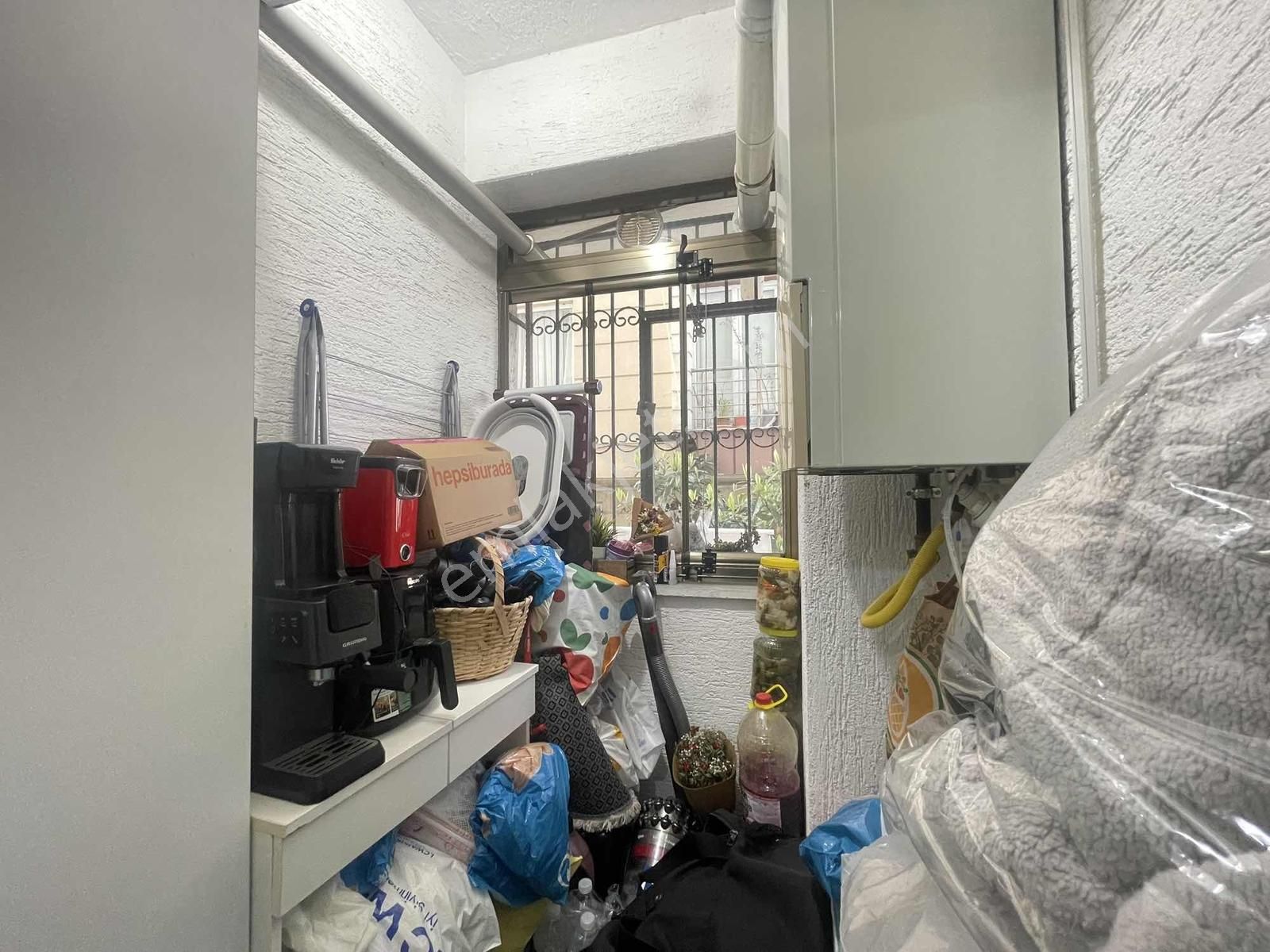 Temiz Bakımlı Cumhriyete Yakın 1+1 Güney Cepheli Satılık Daire - Görsel 10