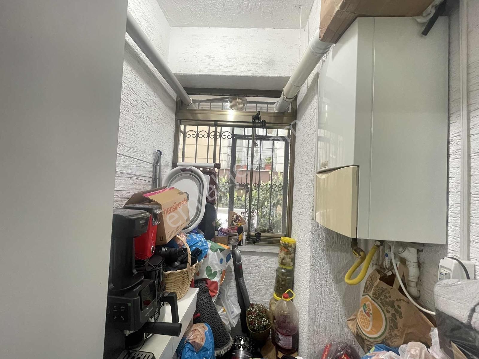 Temiz Bakımlı Cumhriyete Yakın 1+1 Güney Cepheli Satılık Daire - Görsel 7