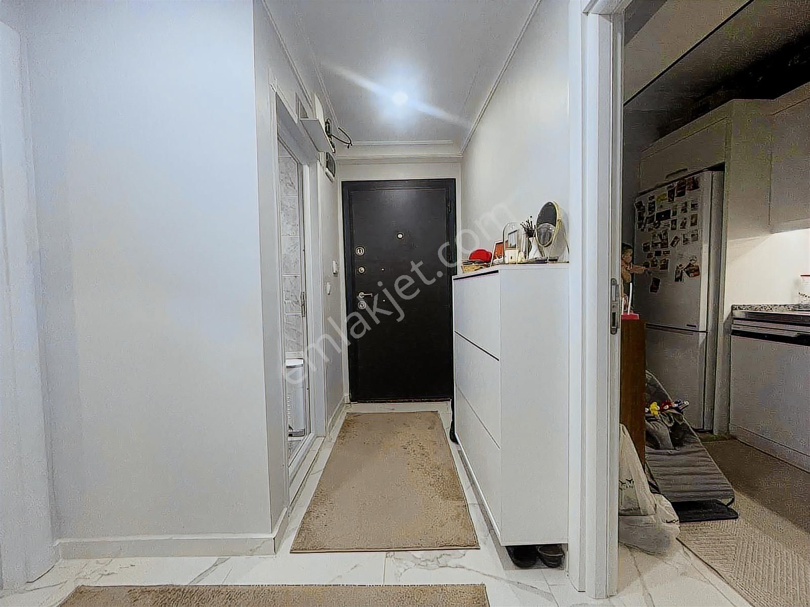 Temiz Bakımlı Cumhriyete Yakın 1+1 Güney Cepheli Satılık Daire - Görsel 18