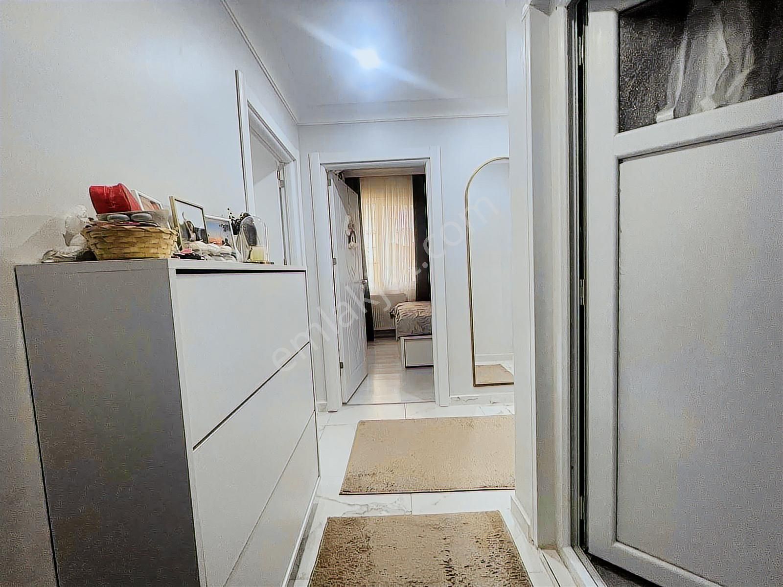 Temiz Bakımlı Cumhriyete Yakın 1+1 Güney Cepheli Satılık Daire - Görsel 32