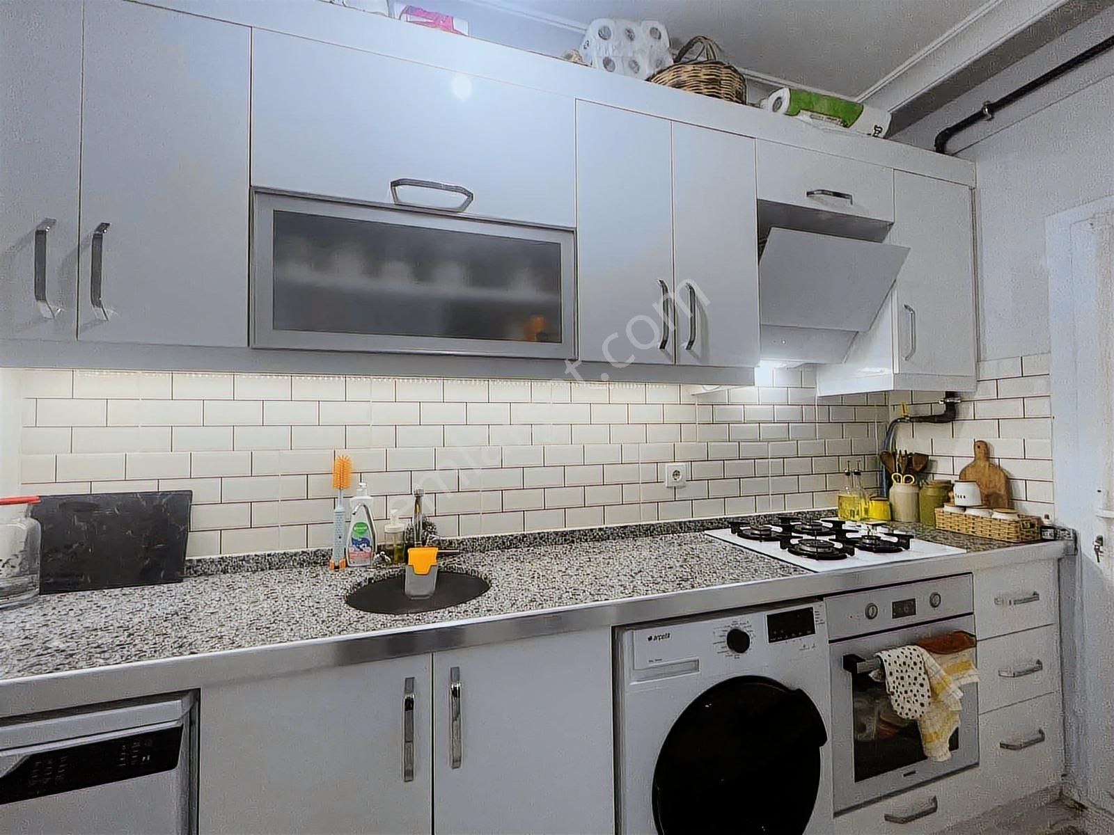 Temiz Bakımlı Cumhriyete Yakın 1+1 Güney Cepheli Satılık Daire - Görsel 30