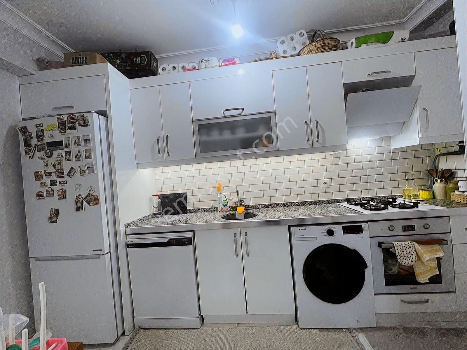 Temiz Bakımlı Cumhriyete Yakın 1+1 Güney Cepheli Satılık Daire - Görsel 31