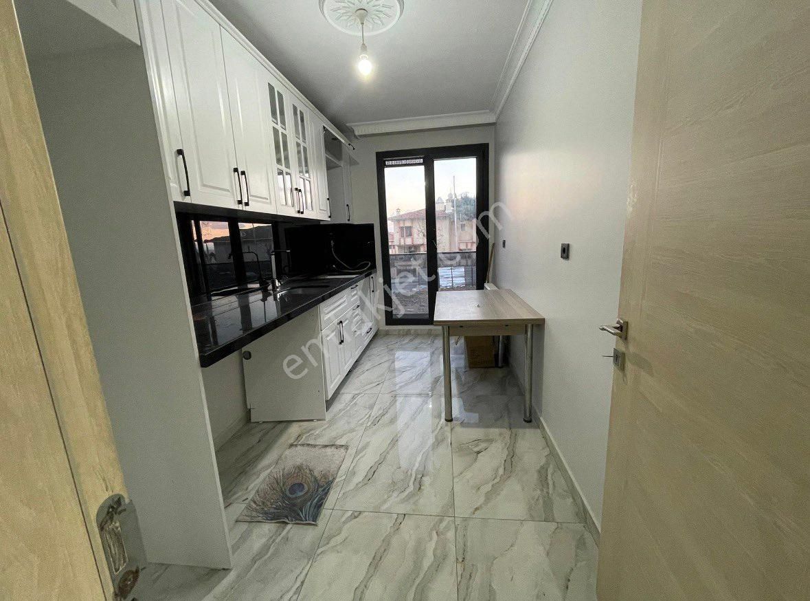 Metrobüse 2 Dakika 2+1 Sıfır 75m2 Kiralık 1.kat Asansörlü Daire - Görsel 2