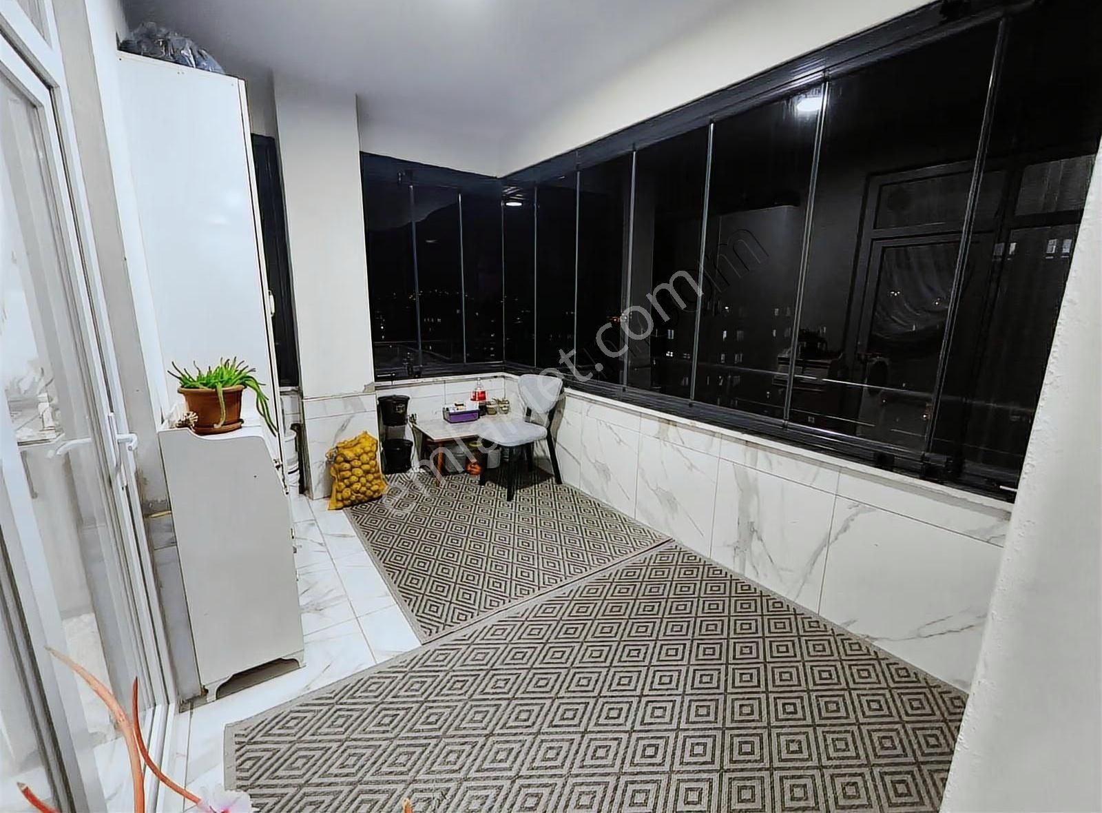 Seyran Emlaktan A.y. Hastanesi Yanında Satlık Full Bakımlı 2+1 - Görsel 13