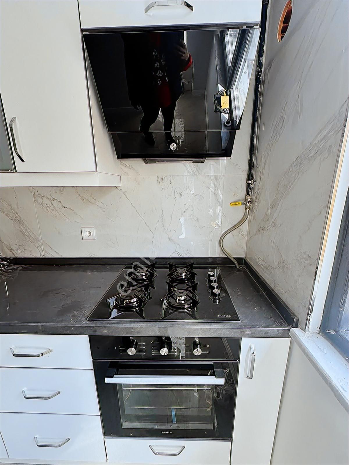 Şeref Emlak Otoparklı Sıfır 2+1 Daire 40,000 Tl - Görsel 11