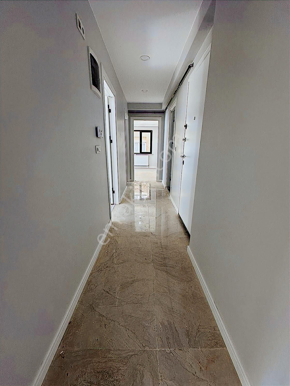 Şeref Emlak Otoparklı Sıfır 2+1 Daire 40,000 Tl - Görsel 14