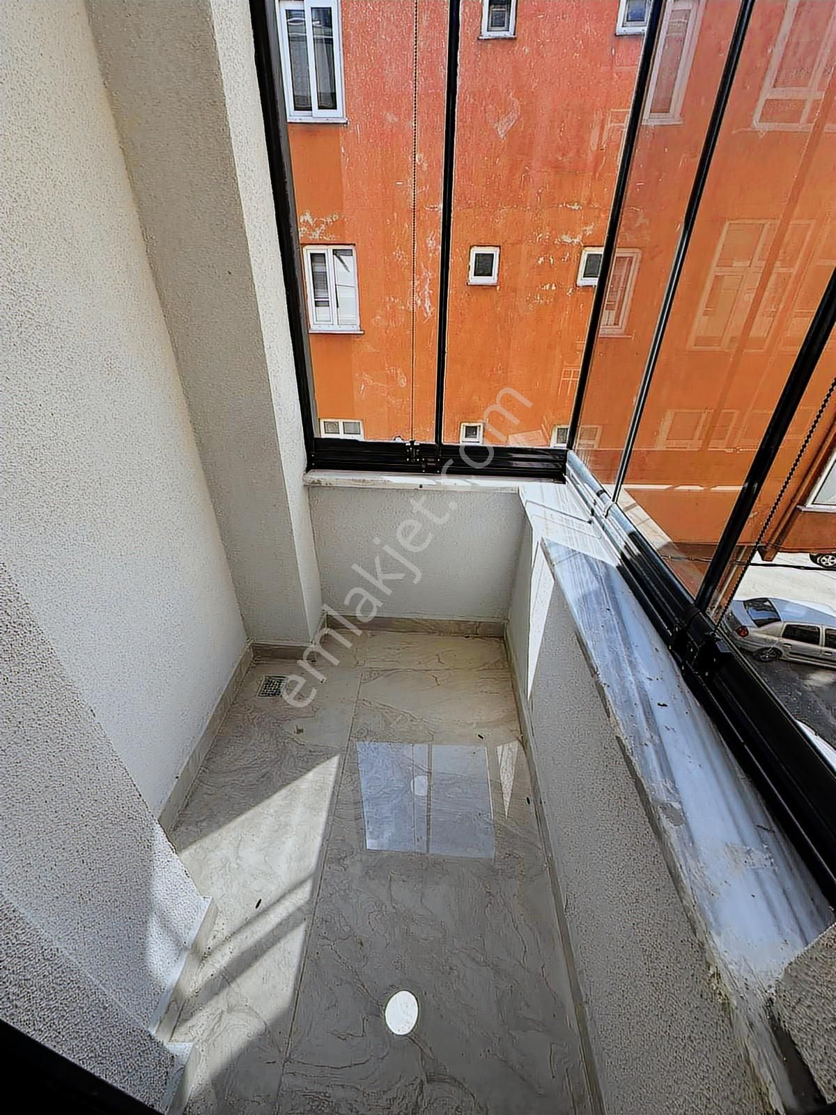 Şeref Emlak Otoparklı Sıfır 2+1 Daire 40,000 Tl - Görsel 7