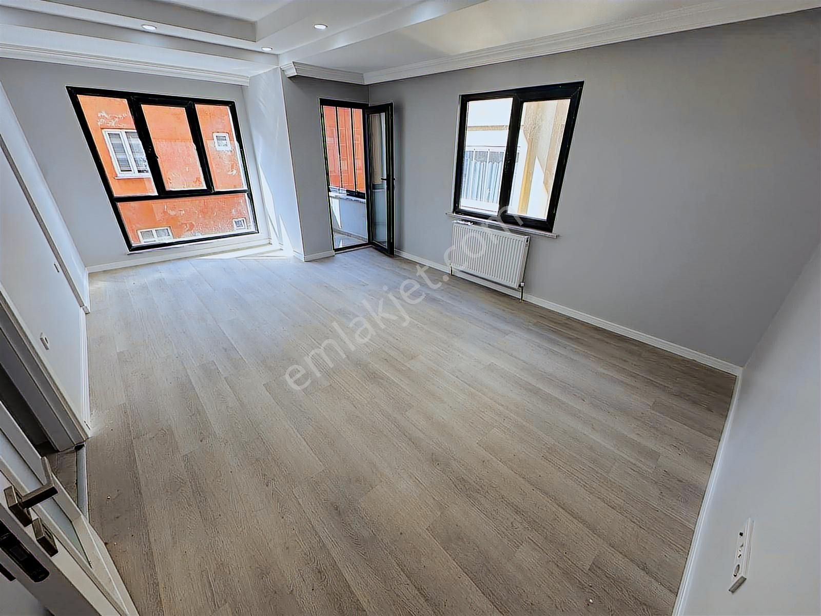 Şeref Emlak Otoparklı Sıfır 2+1 Daire 40,000 Tl - Görsel 4