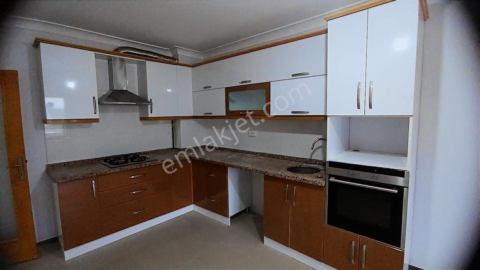 Realty Gate'den Çankaya Akpınar Yenilenmiş Satılık 4+1 Daire - Görsel 11