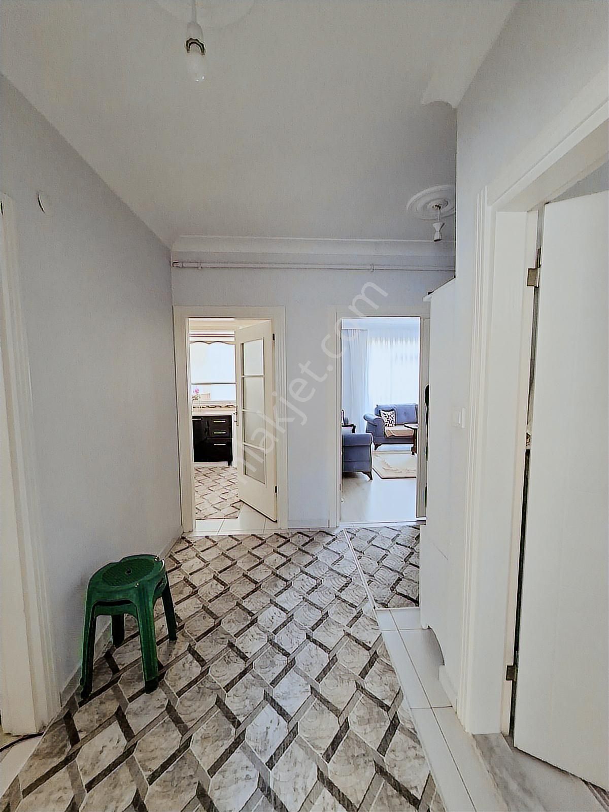 Hürriyet Mah. Cad.ye 1. Paralel Satılık 2+1 100 M2 Brüt Daire - Görsel 15