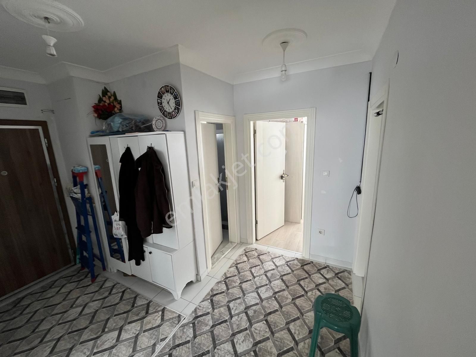 Hürriyet Mah. Cad.ye 1. Paralel Satılık 2+1 100 M2 Brüt Daire - Görsel 19