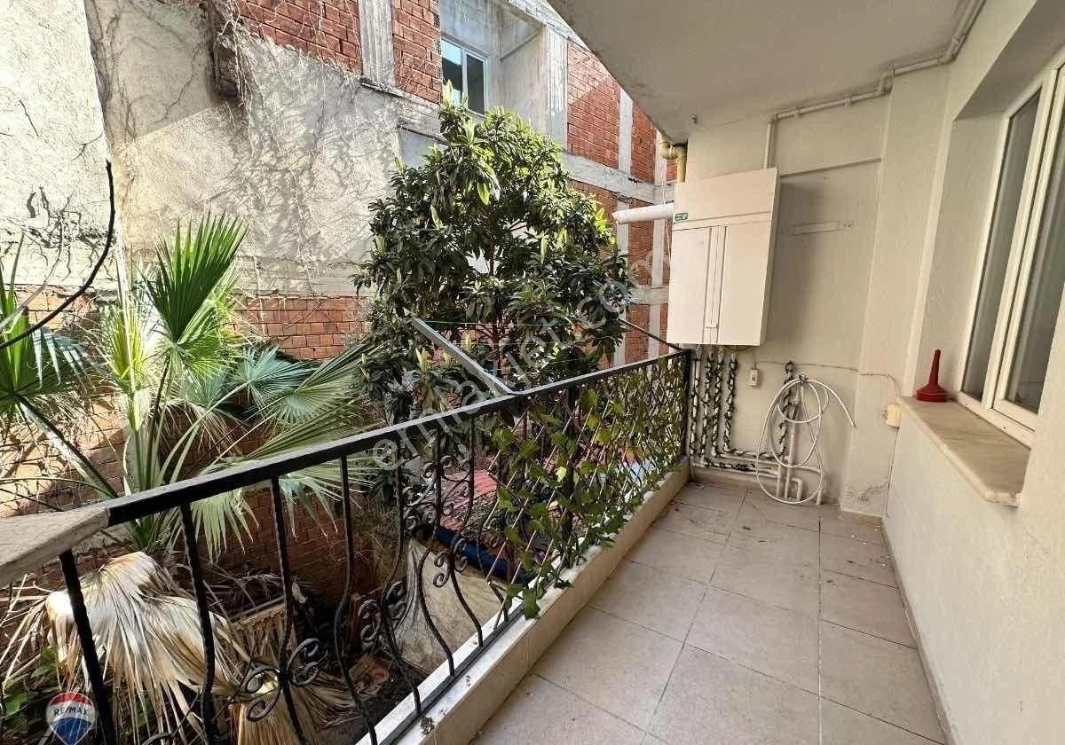 Kuşadası Merkezde, Sahıle Yürüme Mesafesınde 3+1 Daıre - Görsel 5