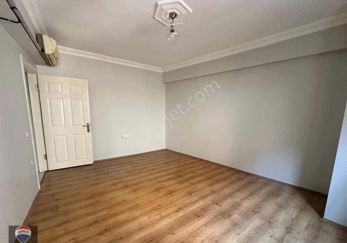 Kuşadası Merkezde, Sahıle Yürüme Mesafesınde 3+1 Daıre - Görsel 6