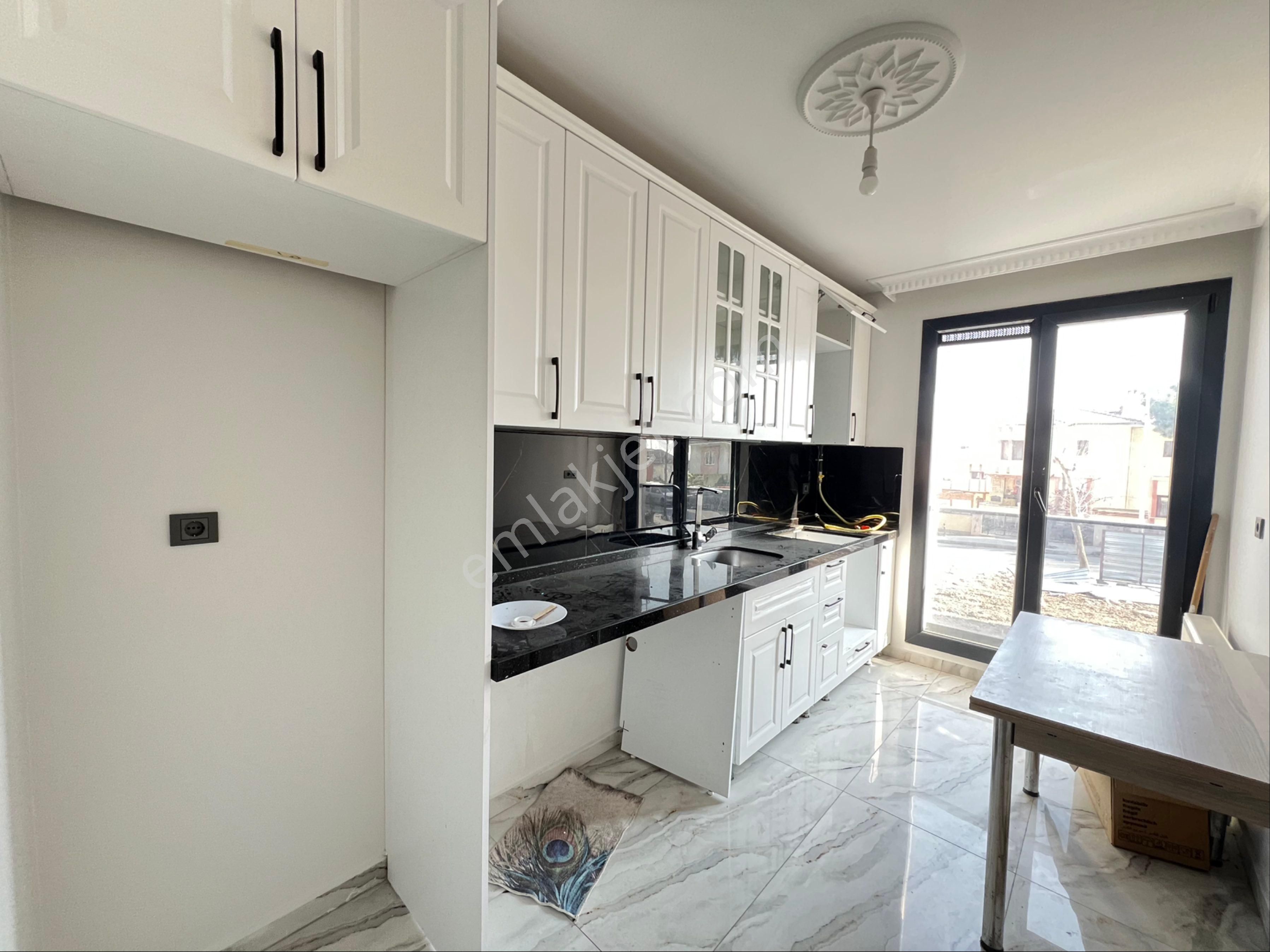 Altunoğlu Gayrimenkul"den Denizköşkler Mah.metrobüse Yürüme Mesafesinde 2+1 Yeni Bina - Görsel 6