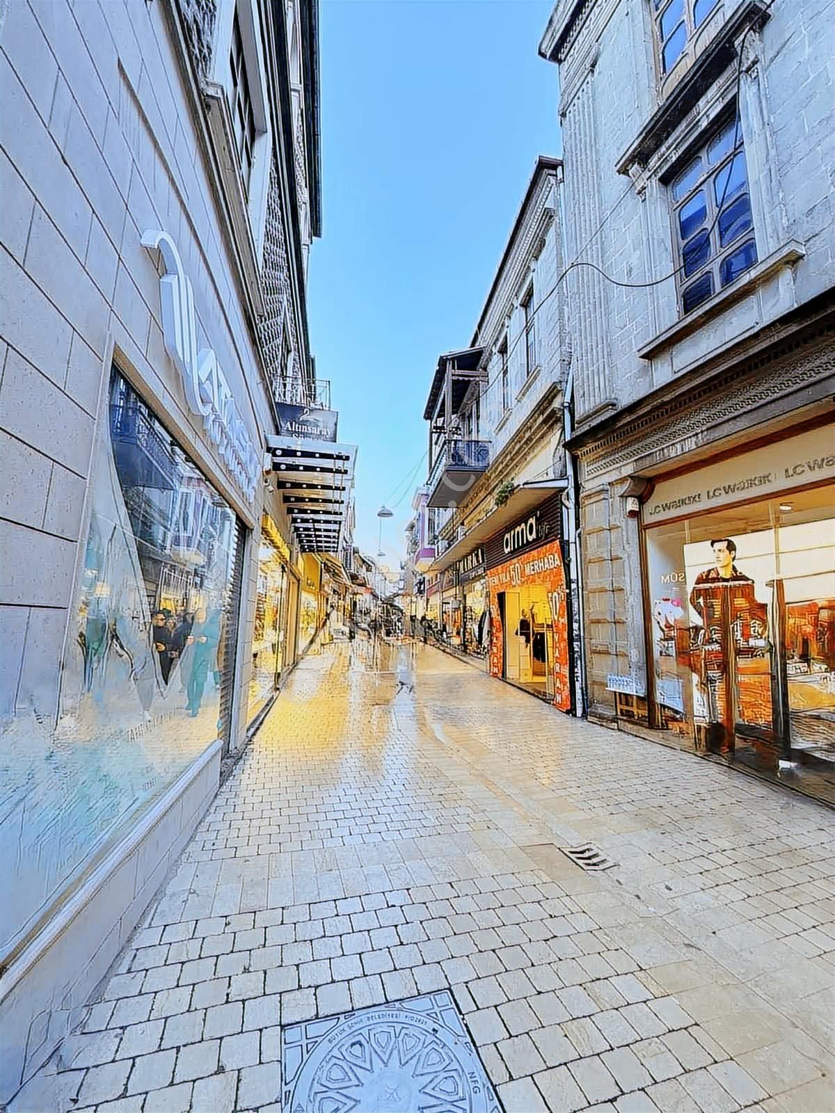 Trabzon Meydanda Fırsat Daire - Görsel 25