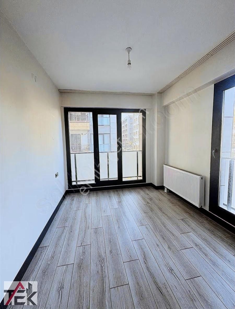 Adalette Toki Yapımı Yeni Bina 2+1 Site İçerisinde Satılık - Görsel 5