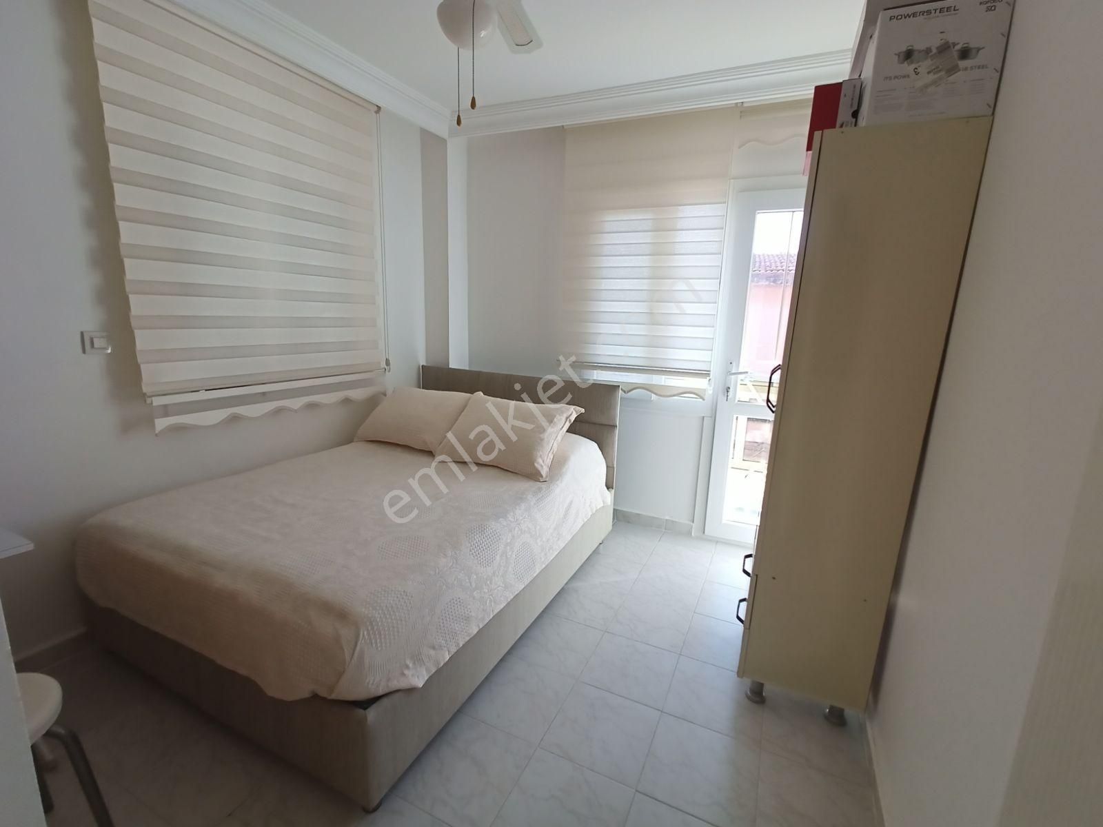 Kuşadası Merkezine Yakın Havuzlu Güvenlikli Sitede 4+1 Villa - Görsel 33