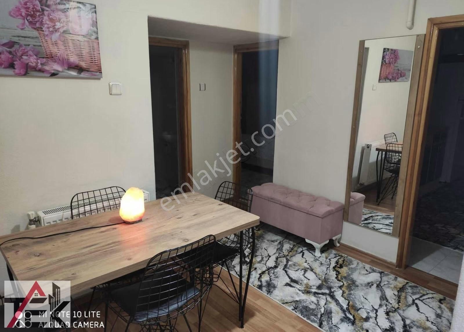 Merkezi Konumda 90 M² Geniş 2+0 Otoparklı Fırsat Daire - Görsel 7