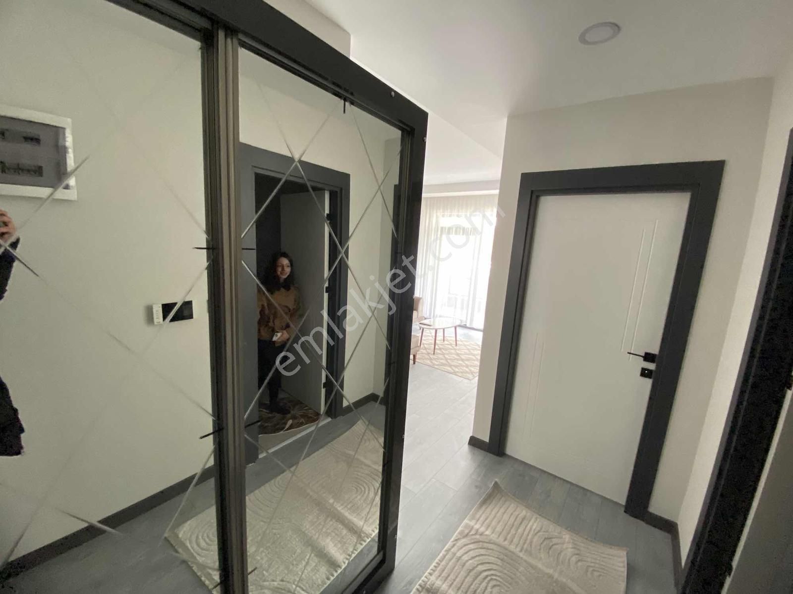 Esenboğa Mah'de Yola Yakın Caddede Ful Lüks Eşyalı Kiralık Daire - Görsel 18