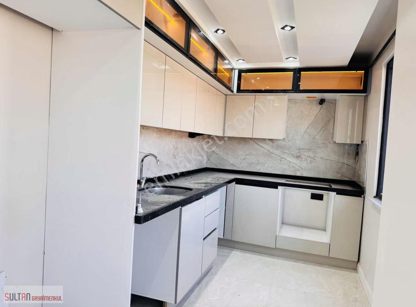 Sultan Gayrımenkul'dan Çınar Mevkıı 3 + 1 Çatılı Dubleks