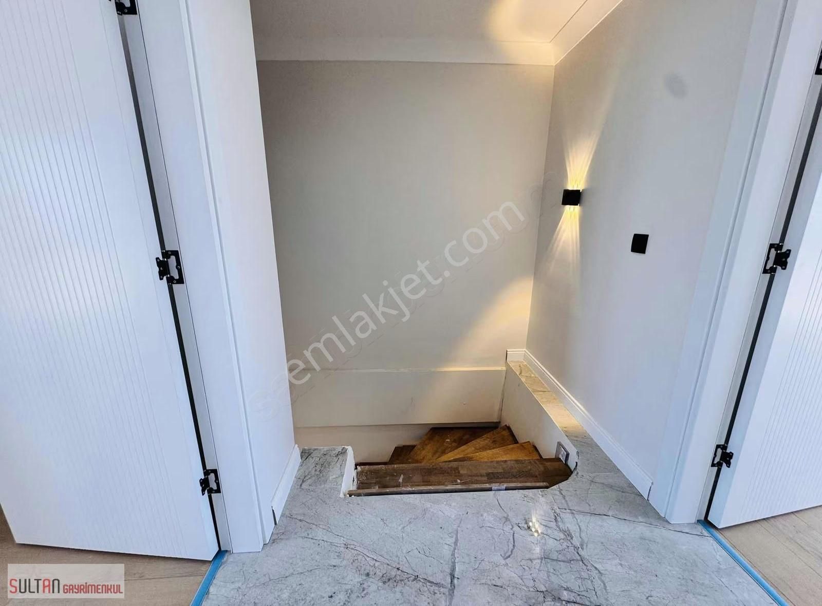 Sultan Gayrımenkul'dan Çınar Mevkıı 3 + 1 Çatılı Dubleks - Görsel 11