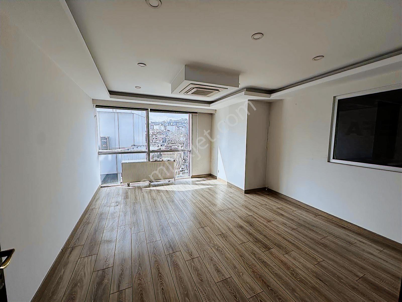 Deka Gayrimenkul'den İlkadım Şehrin Kalbinde Kiralık 340m² Ofis - Görsel 18