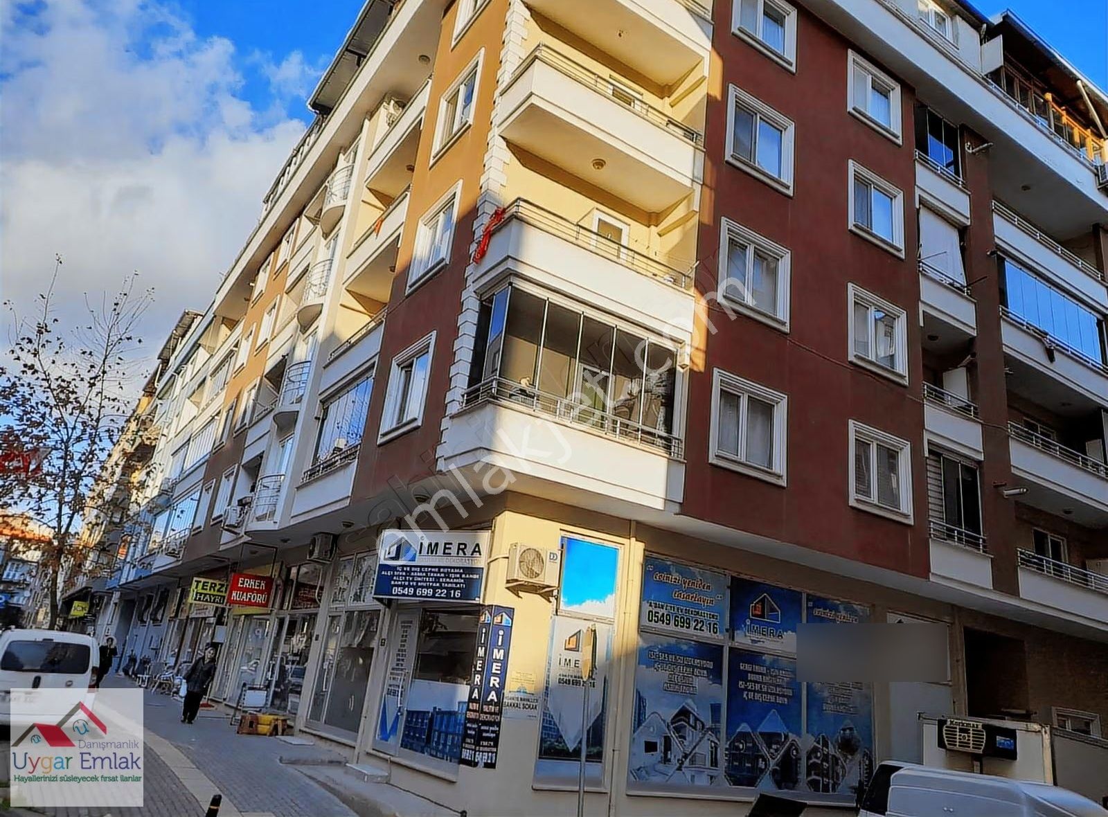 İhsanıye Kıbrıs Cad. Cavit Cağlar Okul Yanı Site İçı Daıredır