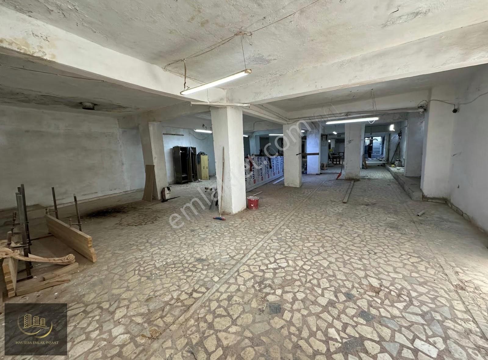 Has Seba'dan Tevfikbeyde Caddeye Çok Yakın 350m2 Kiralık Dükkann - Görsel 26