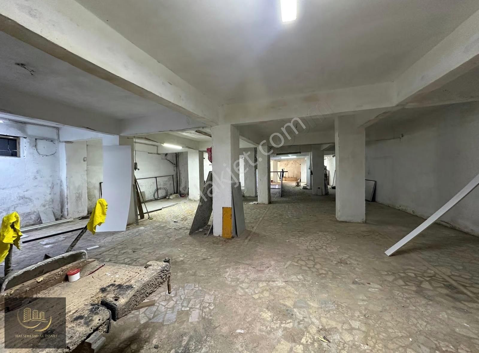 Has Seba'dan Tevfikbeyde Caddeye Çok Yakın 350m2 Kiralık Dükkann - Görsel 5