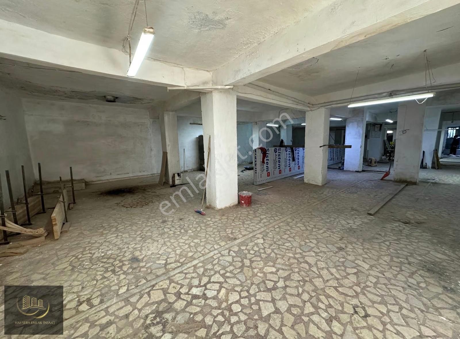 Has Seba'dan Tevfikbeyde Caddeye Çok Yakın 350m2 Kiralık Dükkann - Görsel 22