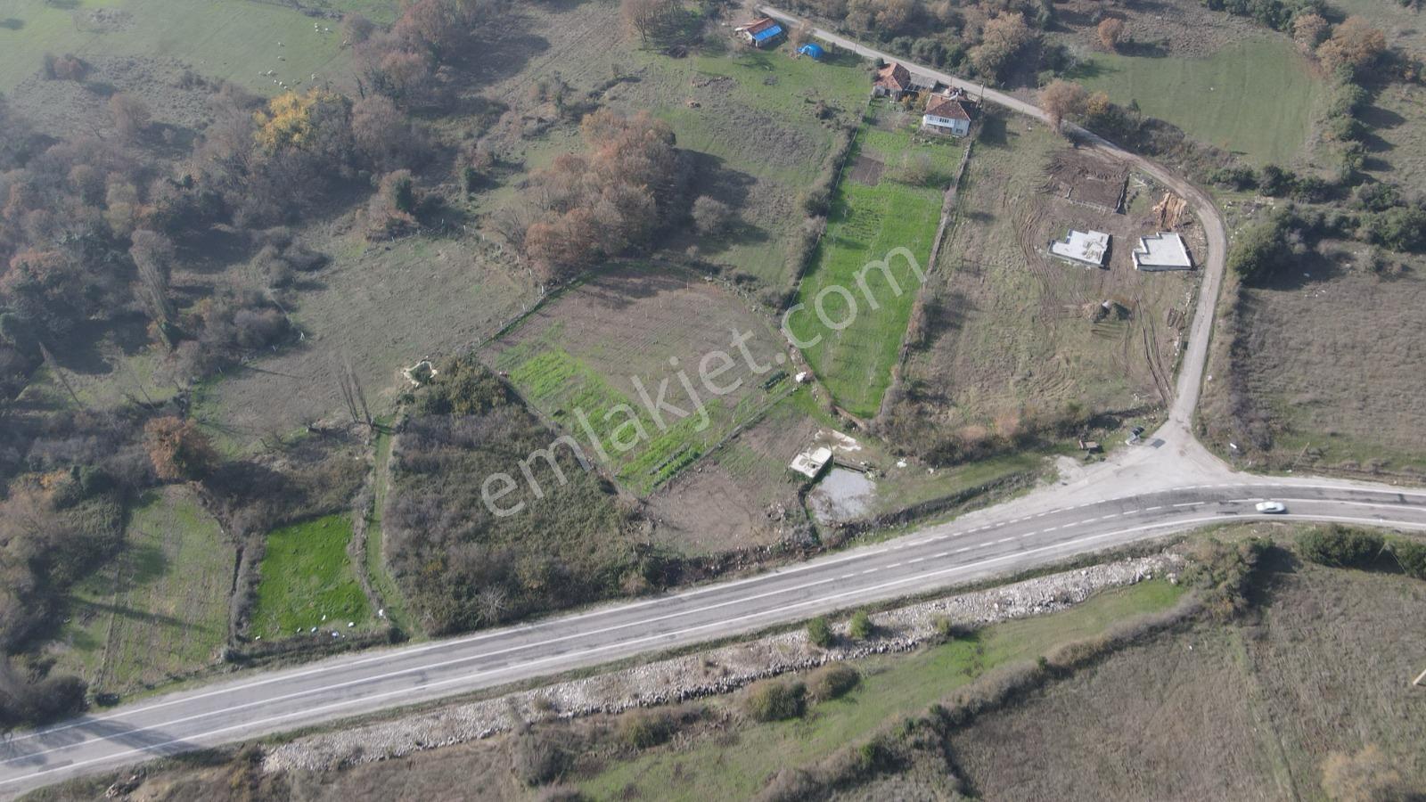 Vitrinden Semizköyde %40 2 Kat İmarlı 367 M2 Konut İmarlı Arsa - Görsel 23