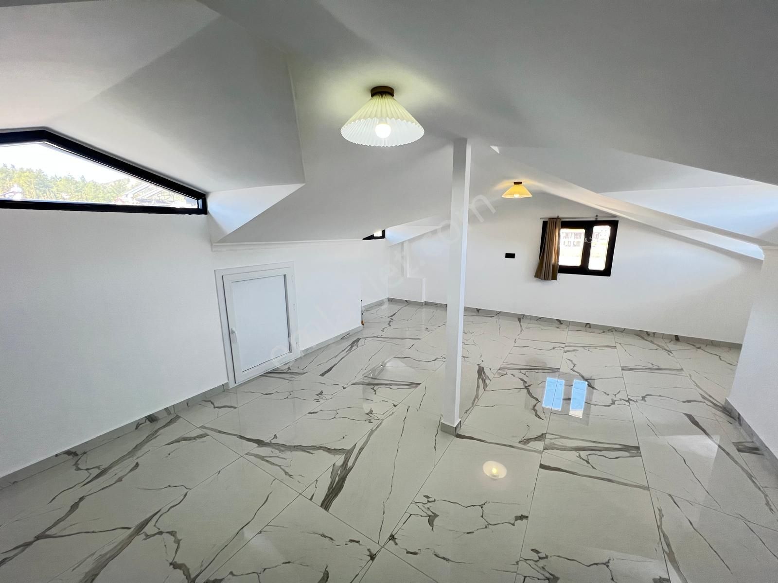 Goldhouse Dan Kiralık Villa 4+1 Uzun Dönem Sıfır Full Eşyalı - Görsel 31