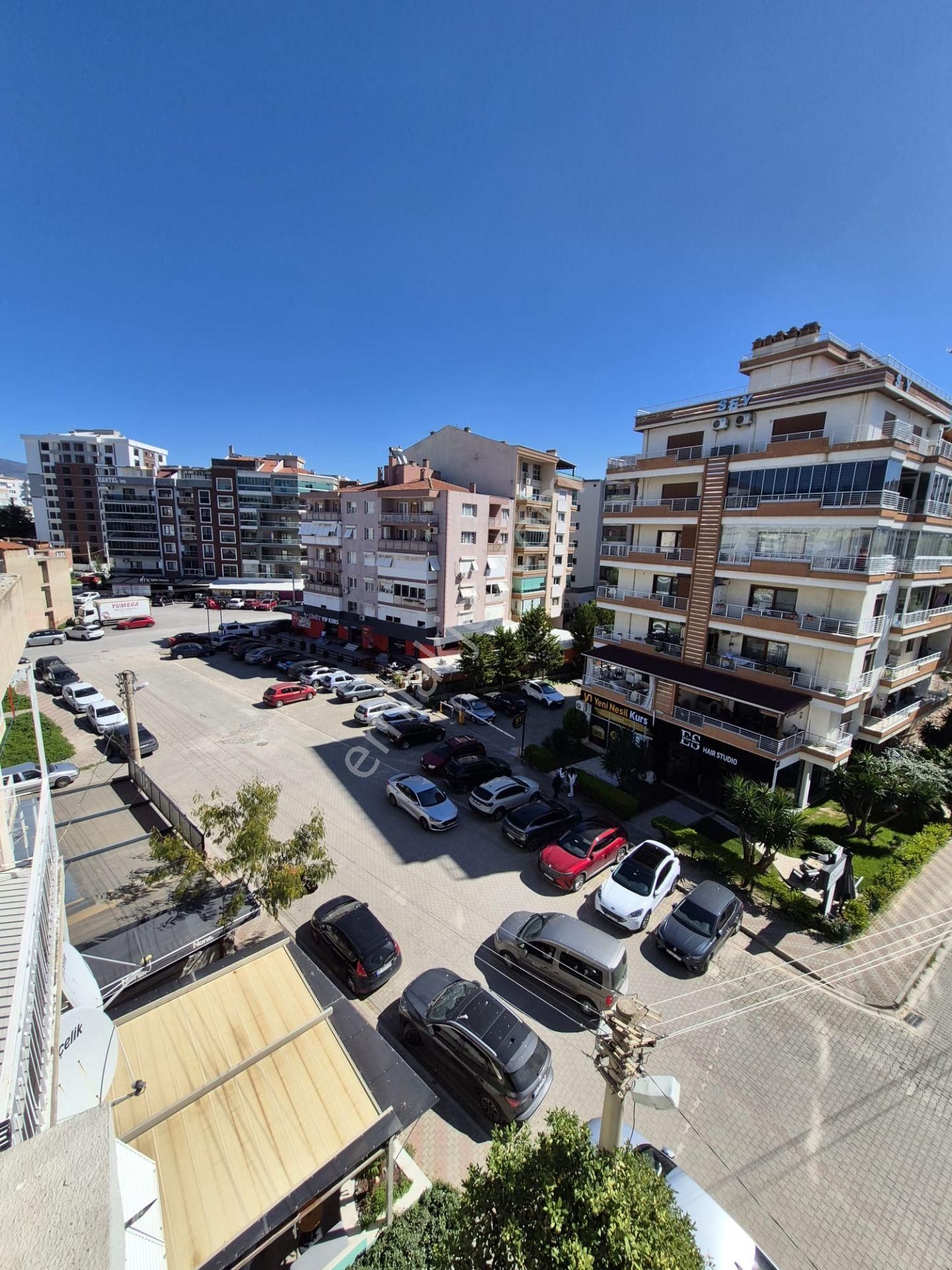 Binax Bakırçay Gayrimenkul Genç Bakımlı 1+1 Daire - Görsel 32