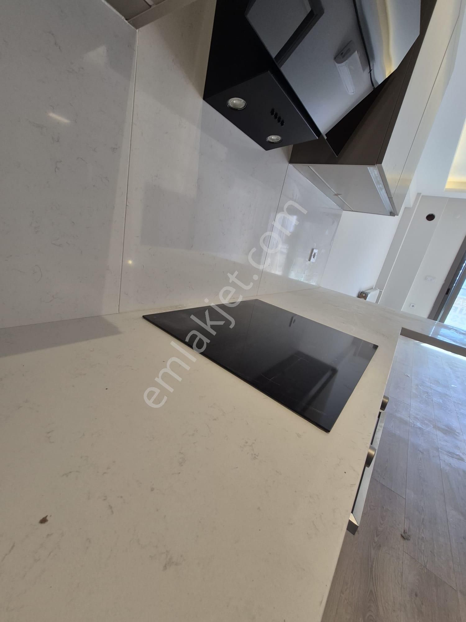 Binax Bakırçay Gayrimenkul Genç Bakımlı 1+1 Daire - Görsel 16