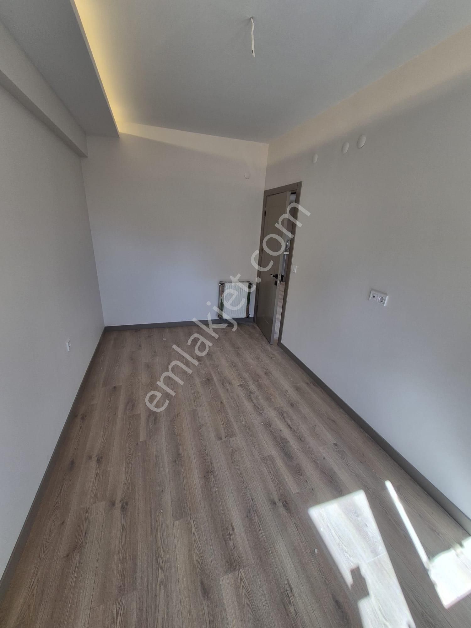 Binax Bakırçay Gayrimenkul Genç Bakımlı 1+1 Daire - Görsel 21