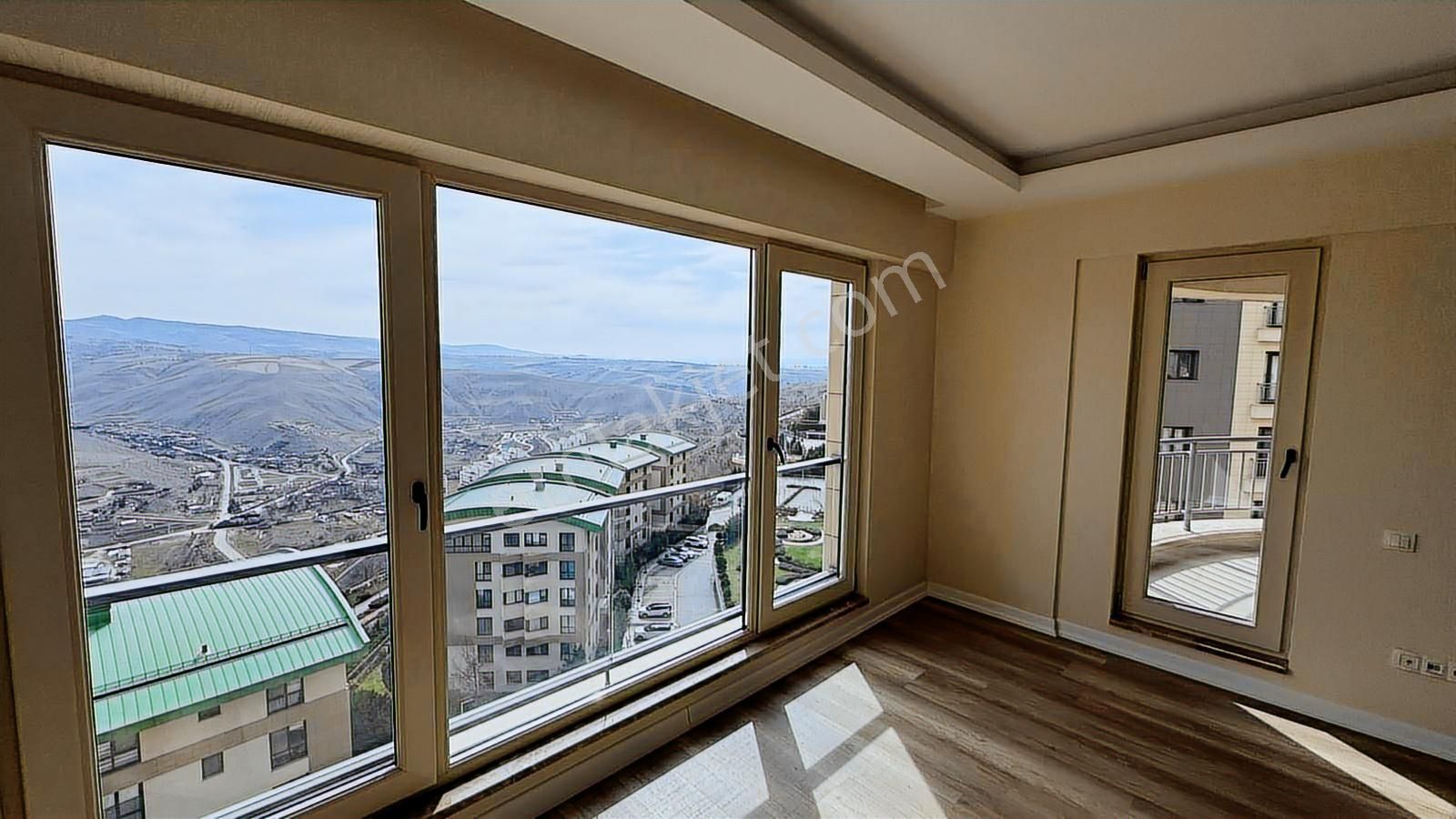 Sinpaş Altınoran Panorama Evleri'nde 'boş' Vadi Manzaralı 4,5+1 - Görsel 21