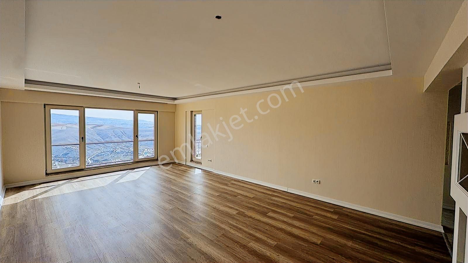 Sinpaş Altınoran Panorama Evleri'nde 'boş' Vadi Manzaralı 4,5+1 - Görsel 18