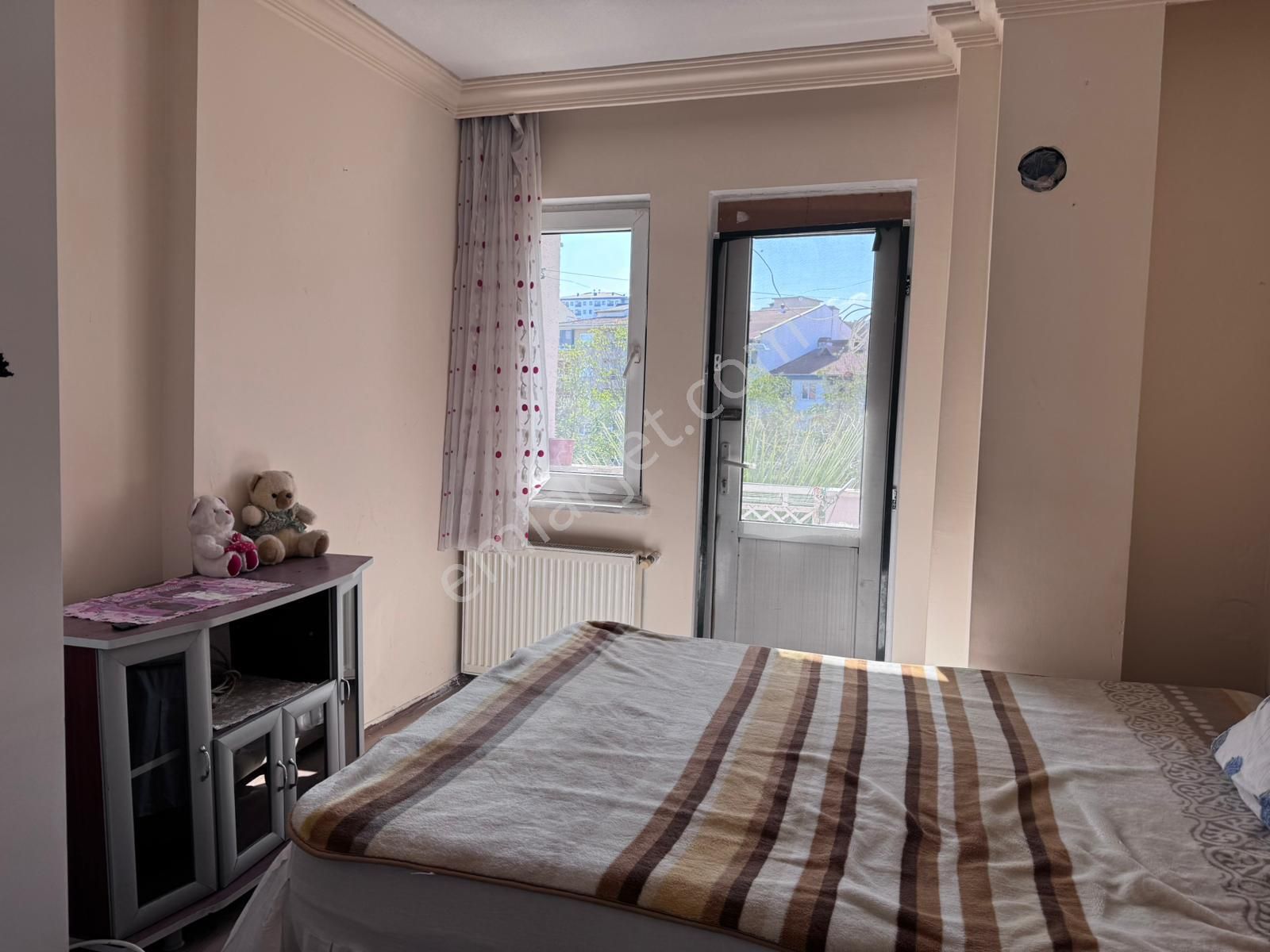 Remax Area Merkezi Konumda Satılık Eşyalı Arakat 2+1 Daire - Görsel 14