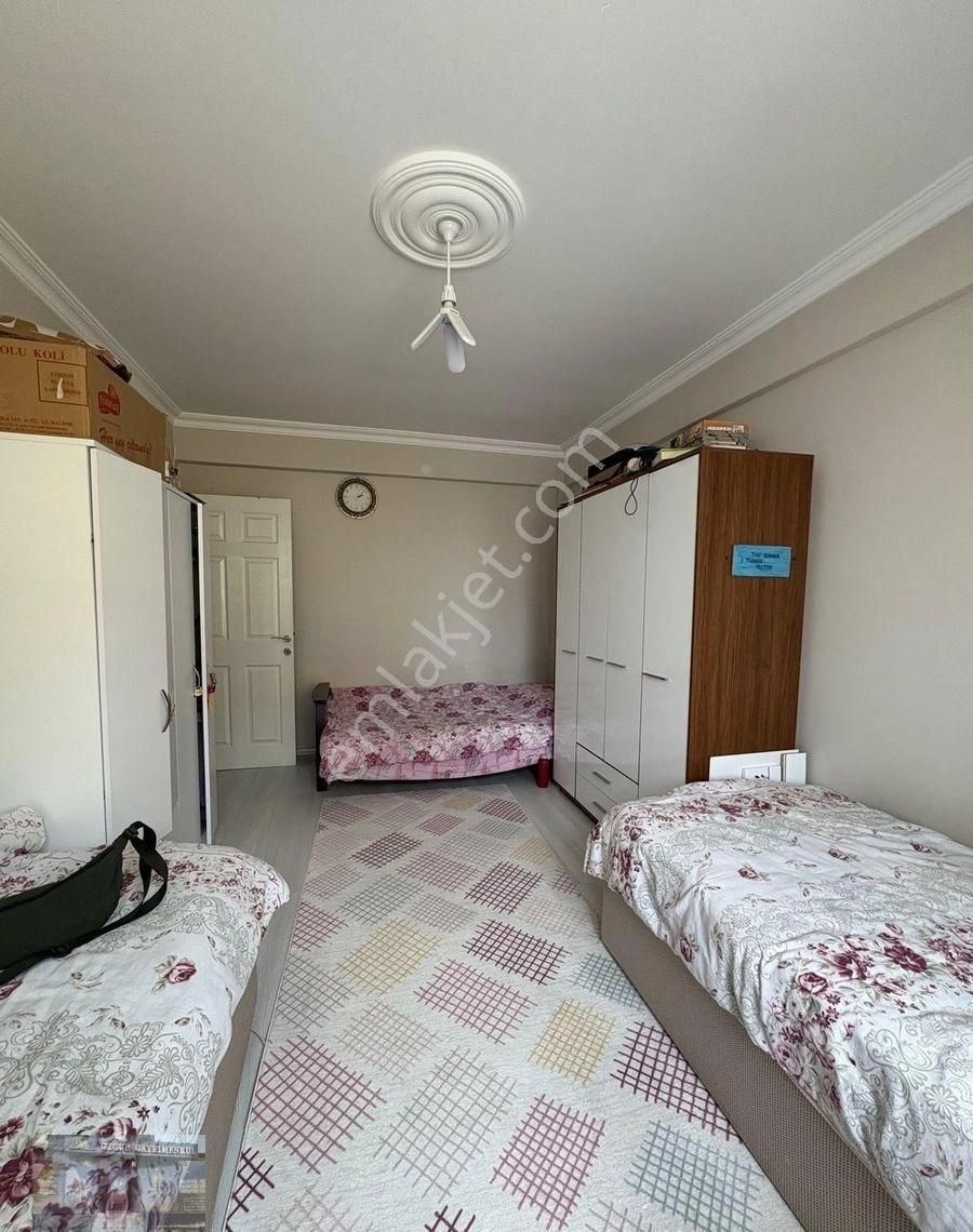 Özgür Gayrimenkul'den Ömür'de 3+1 Özel Garajlı Satılık Daire - Görsel 4