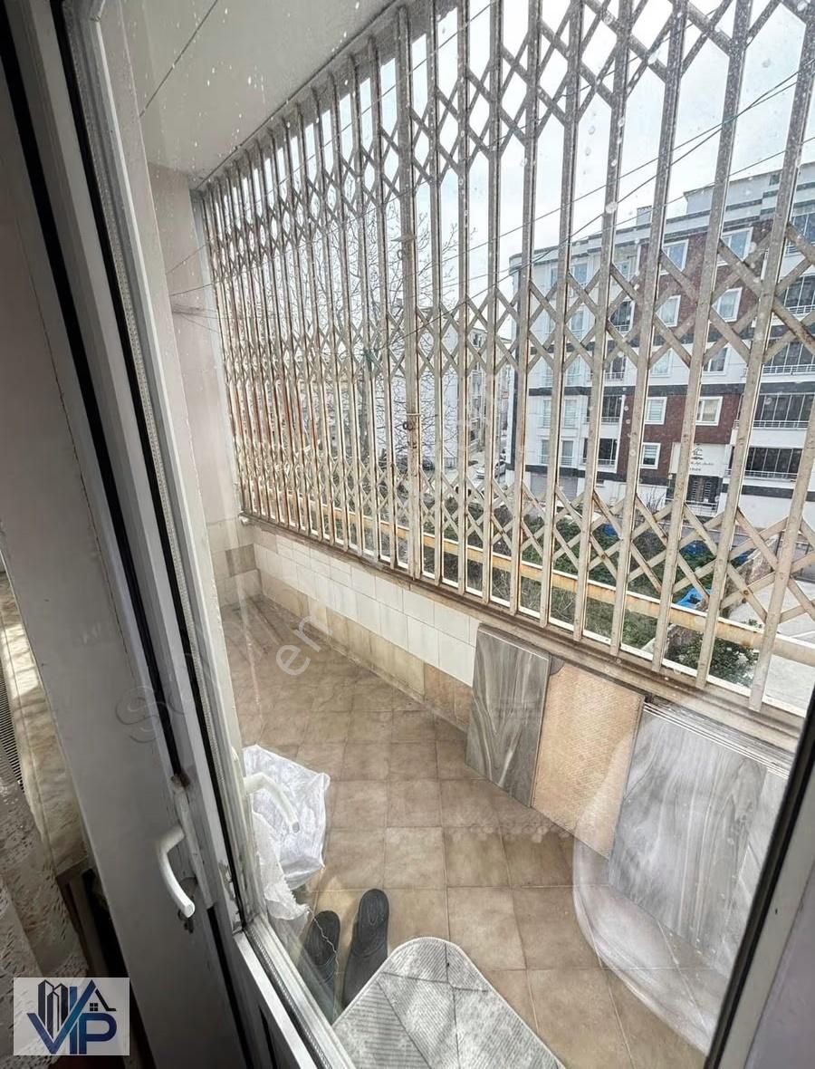 Bafra Vip Gayrimenkul'den Gençlik Caddesinde Satılık 4+1 Daire - Görsel 8