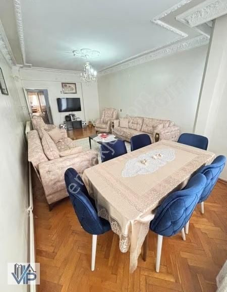 Bafra Vip Gayrimenkul'den Gençlik Caddesinde Satılık 4+1 Daire - Görsel 2