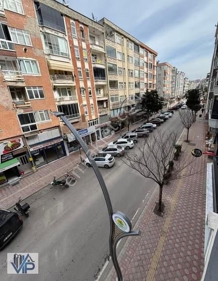 Bafra Vip Gayrimenkul'den Gençlik Caddesinde Satılık 4+1 Daire - Görsel 11