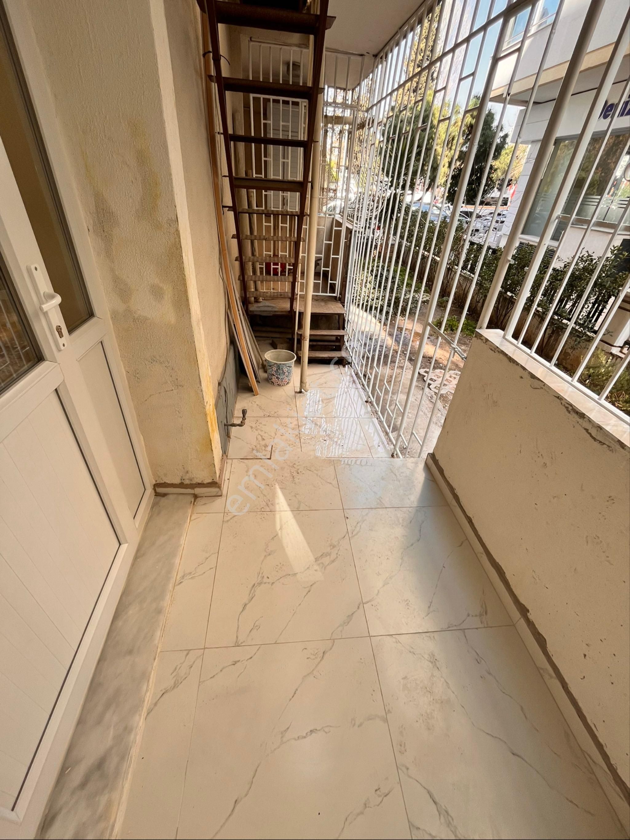 İnönü Cadde Üzeri 3+1 130m2 Yüksek Giriş Lüks Dekorlu Otparklı Daire - Görsel 34