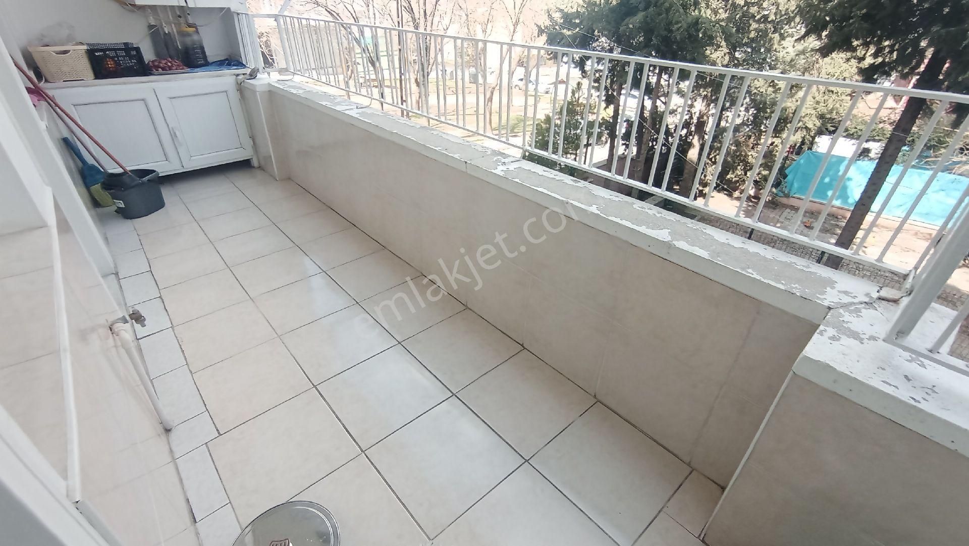 Deniz Mahlesinde Kat Mülküyetli Hasarsız Site İci 3+1 Birinci Kat - Görsel 23