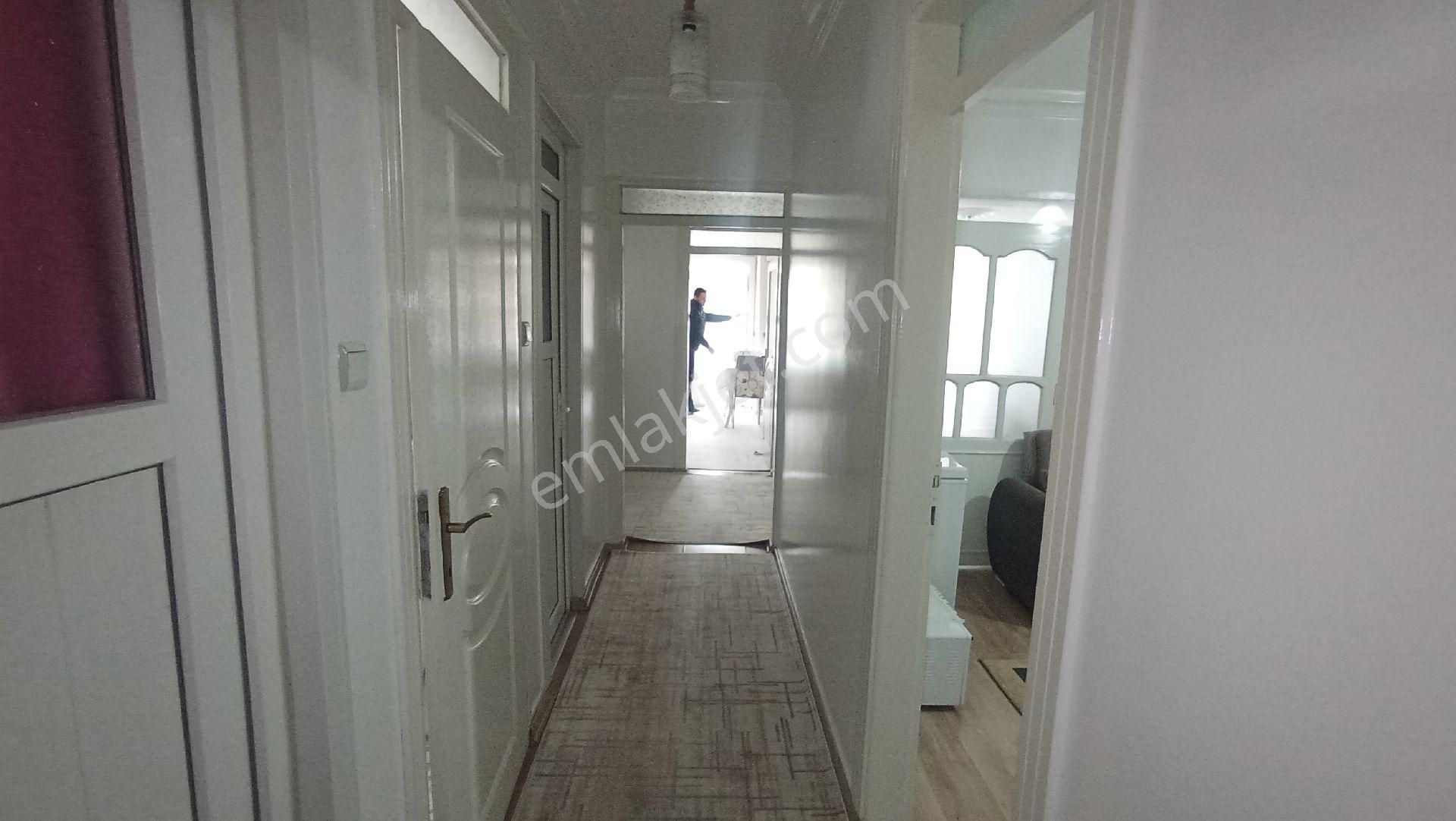 Deniz Mahlesinde Kat Mülküyetli Hasarsız Site İci 3+1 Birinci Kat - Görsel 28