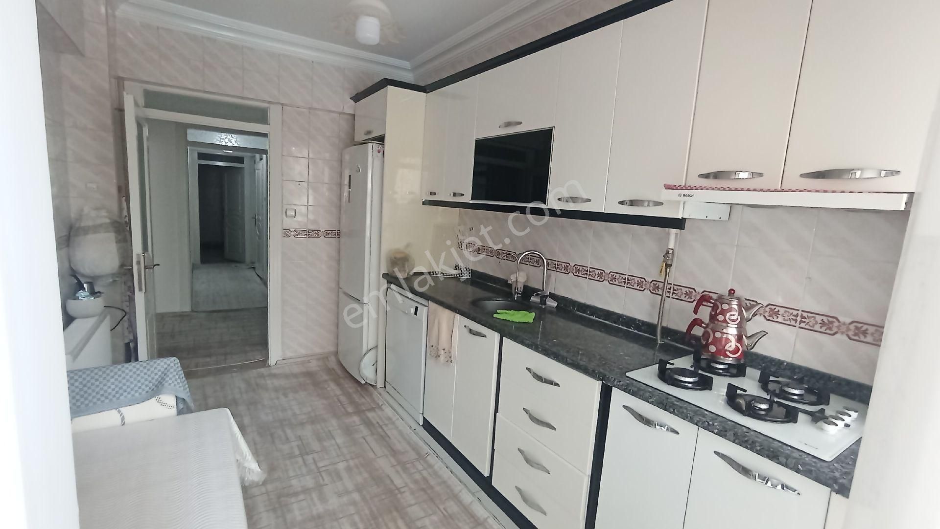 Deniz Mahlesinde Kat Mülküyetli Hasarsız Site İci 3+1 Birinci Kat - Görsel 5