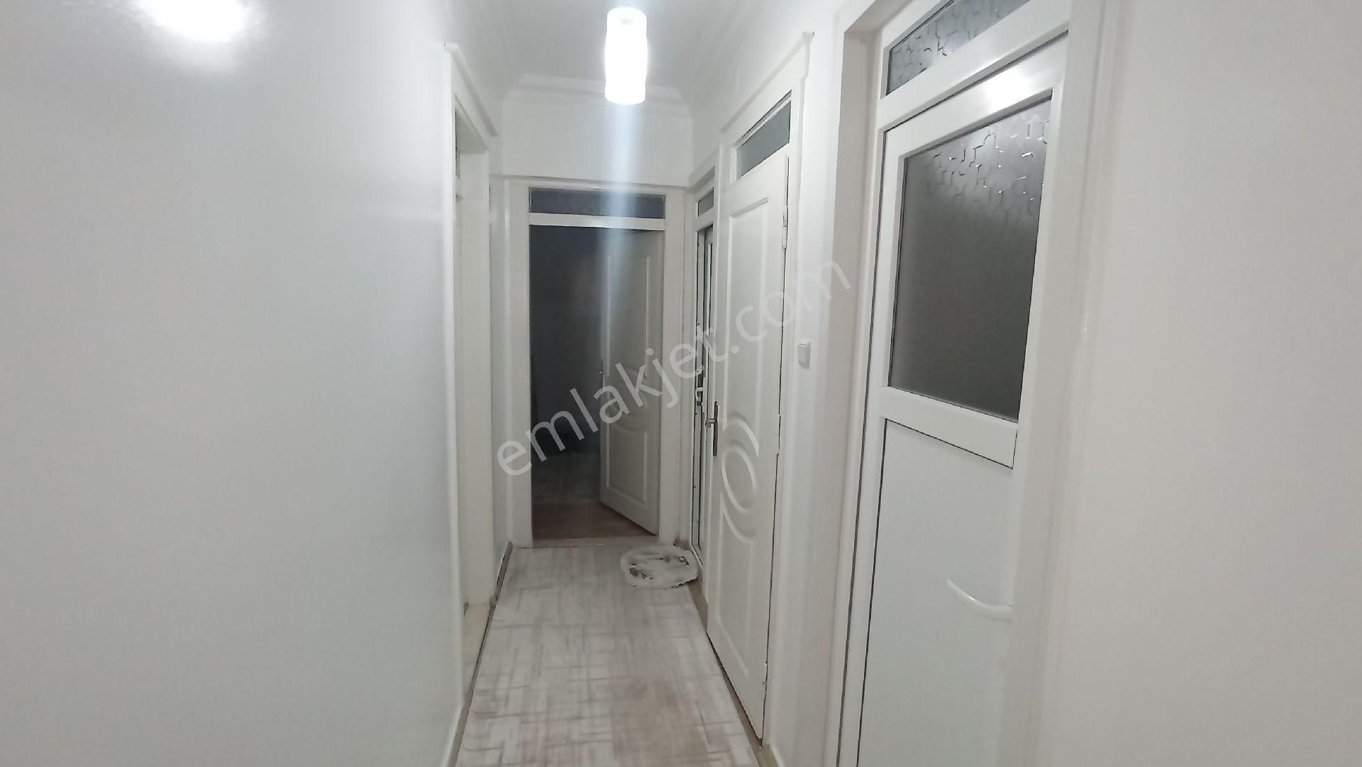 Deniz Mahlesinde Kat Mülküyetli Hasarsız Site İci 3+1 Birinci Kat - Görsel 8