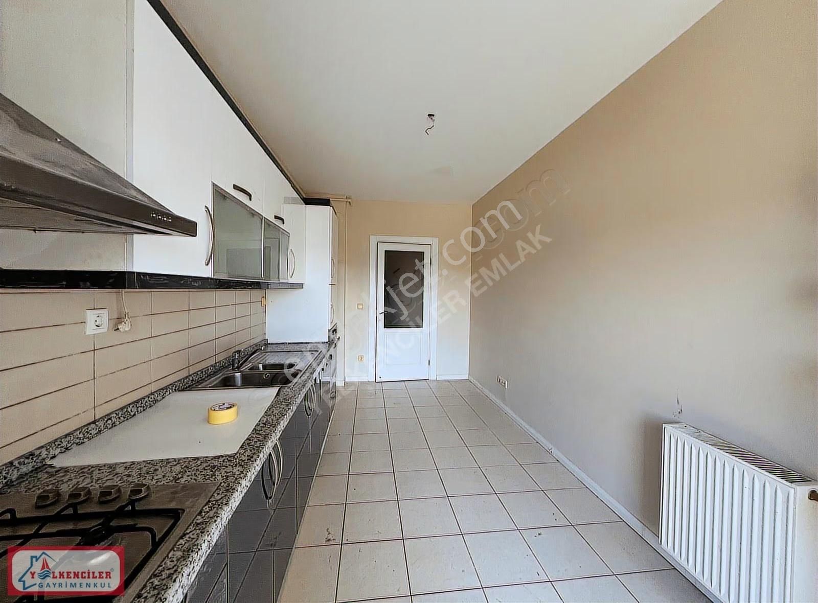 Bahçeşehir Olimpos Sitesi'nde Kiralık 3+1 Daire (168m²) - Görsel 26