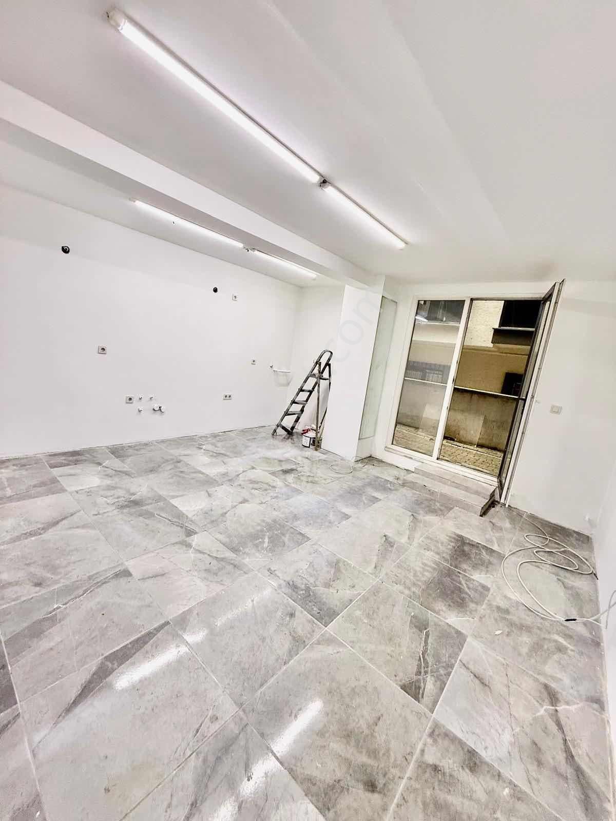 Avcılarda Cadde Üzerinde Fırsat Satılık Dükkan - Görsel 9